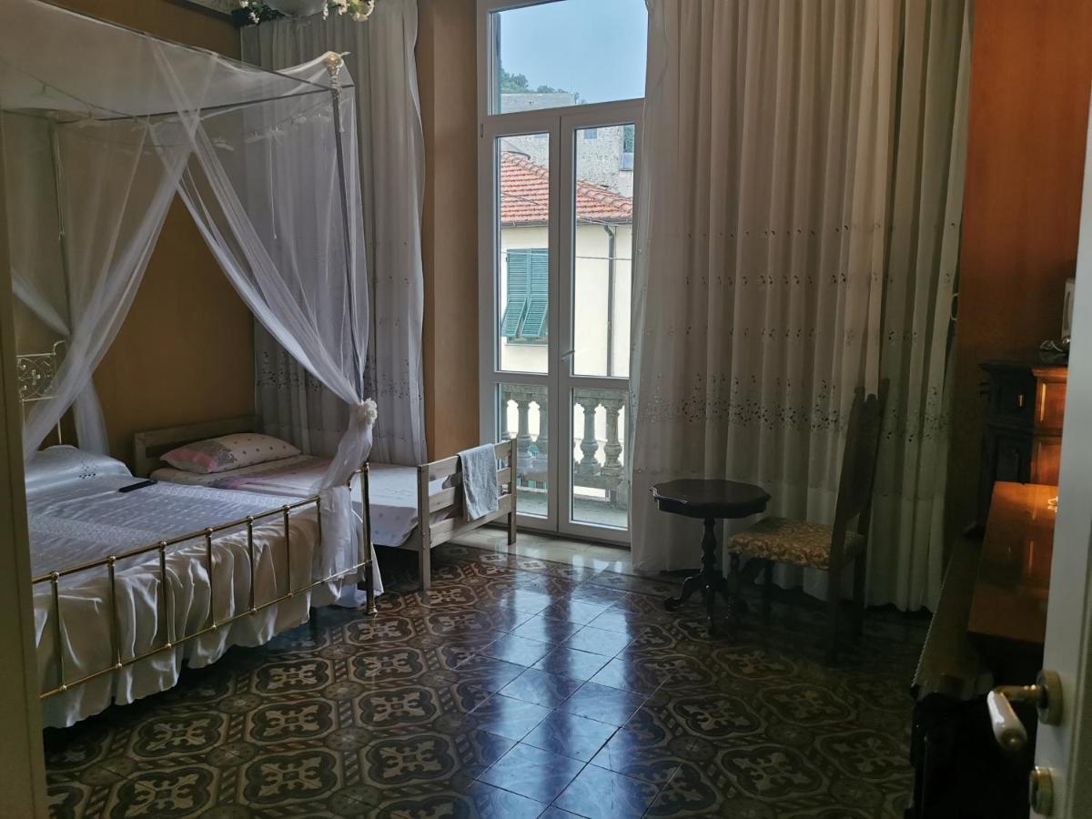 Albisola Bed And Breakfast Albisola Superiore Bagian luar foto
