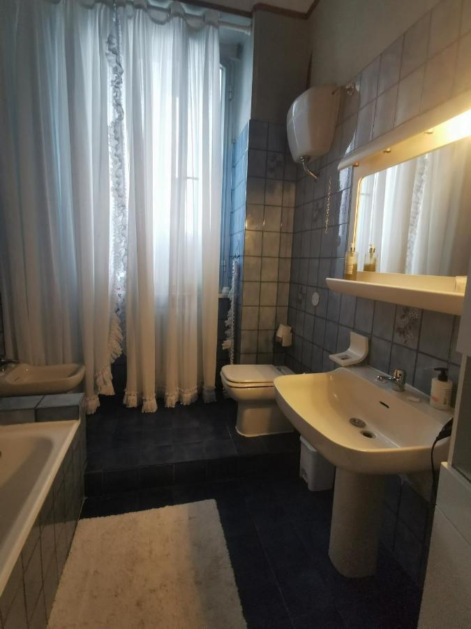 Albisola Bed And Breakfast Albisola Superiore Bagian luar foto
