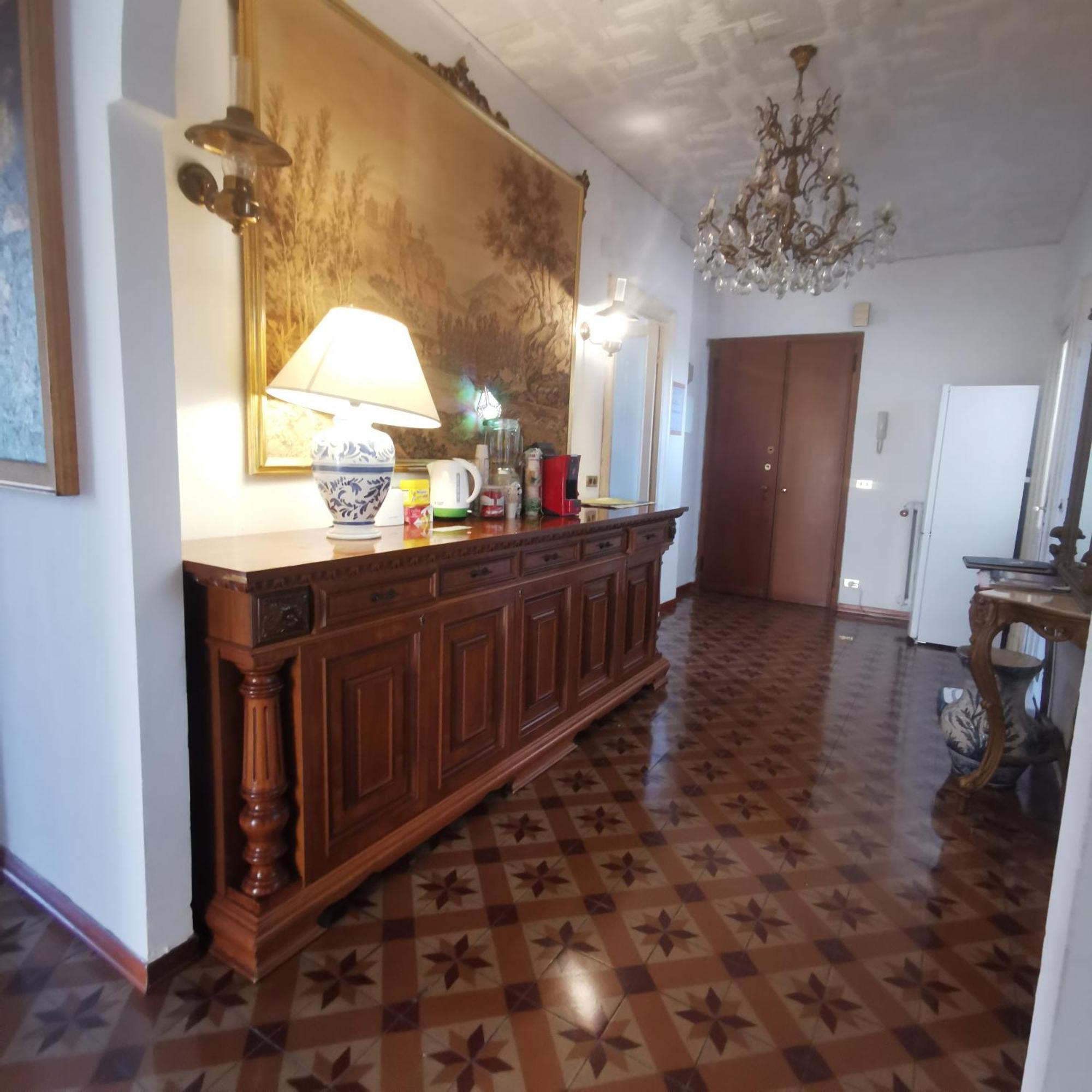 Albisola Bed And Breakfast Albisola Superiore Bagian luar foto