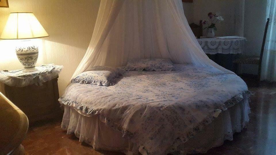 Albisola Bed And Breakfast Albisola Superiore Bagian luar foto