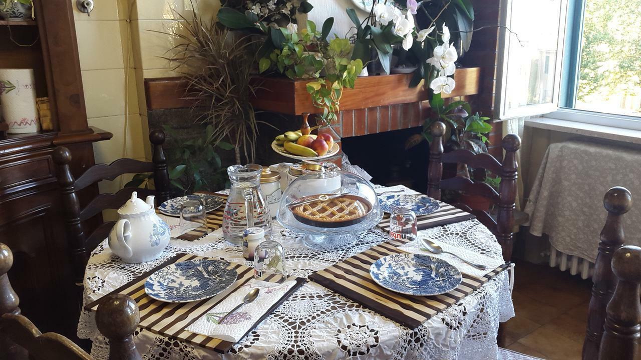 Albisola Bed And Breakfast Albisola Superiore Bagian luar foto